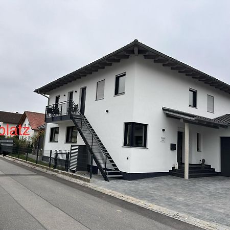 Ferienzimmer Frank, Self-Check-In Nach 21Uhr Niederalteich Exteriér fotografie