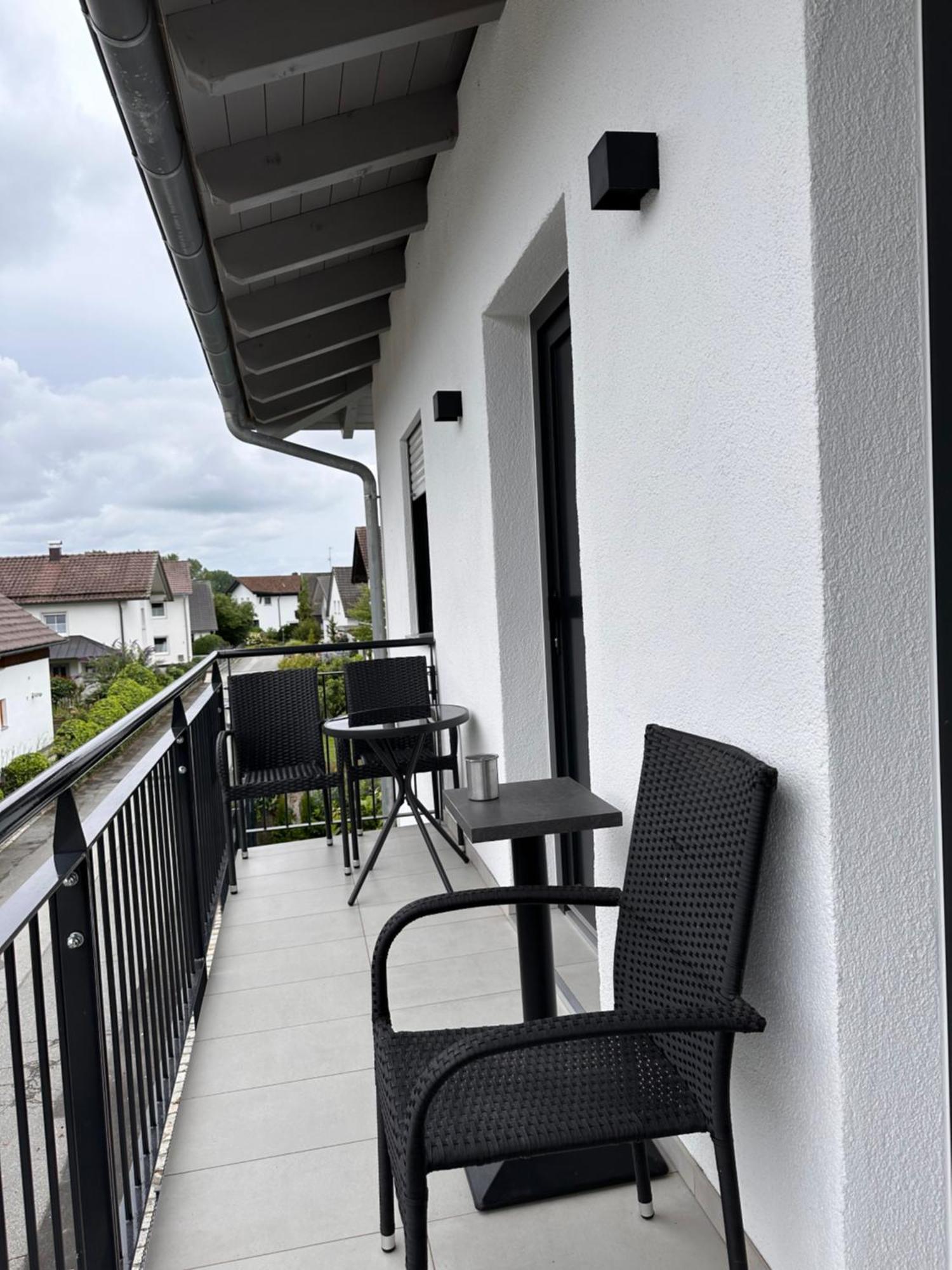 Ferienzimmer Frank, Self-Check-In Nach 21Uhr Niederalteich Exteriér fotografie
